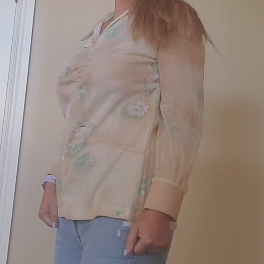 Vintage floral print shirt